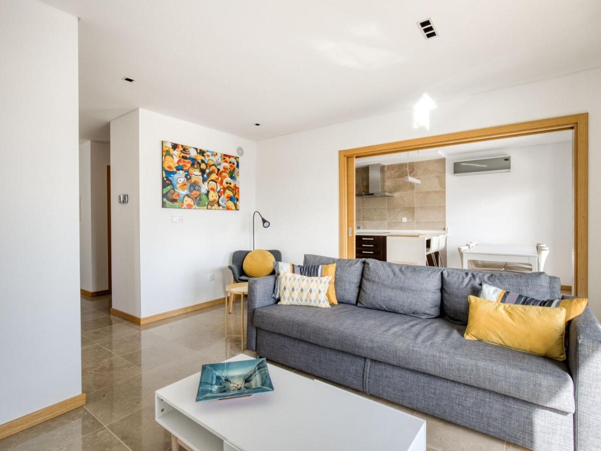 Modern Holiday Home In Salir Do Porto With Swimming Pool Salir de Porto ภายนอก รูปภาพ