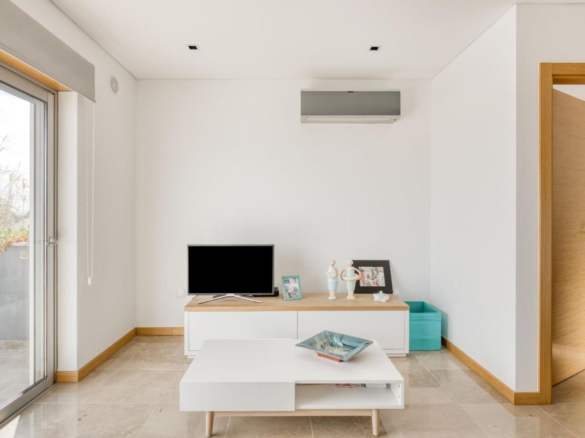 Modern Holiday Home In Salir Do Porto With Swimming Pool Salir de Porto ห้อง รูปภาพ